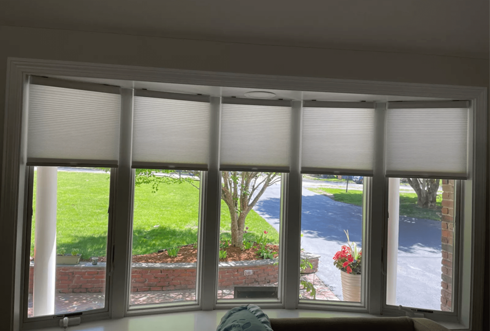 Blinds for bay window